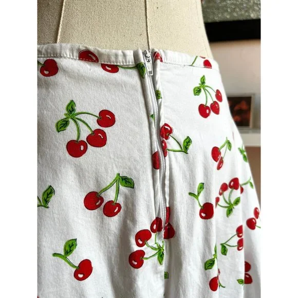 Y2K vintage mini skirt cherry print pin up 29W - Picture 6 of 7